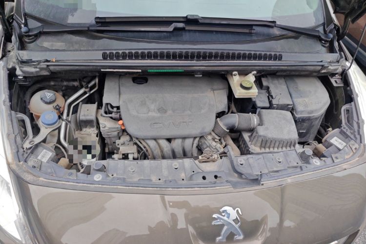 Used Peugeot 3008 2015 2.0L Manual Classic Edition Engine Bay