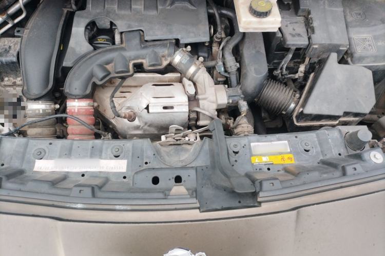 Used Peugeot 3008 2015 1.6THP Automatic Classic Edition Engine Bay