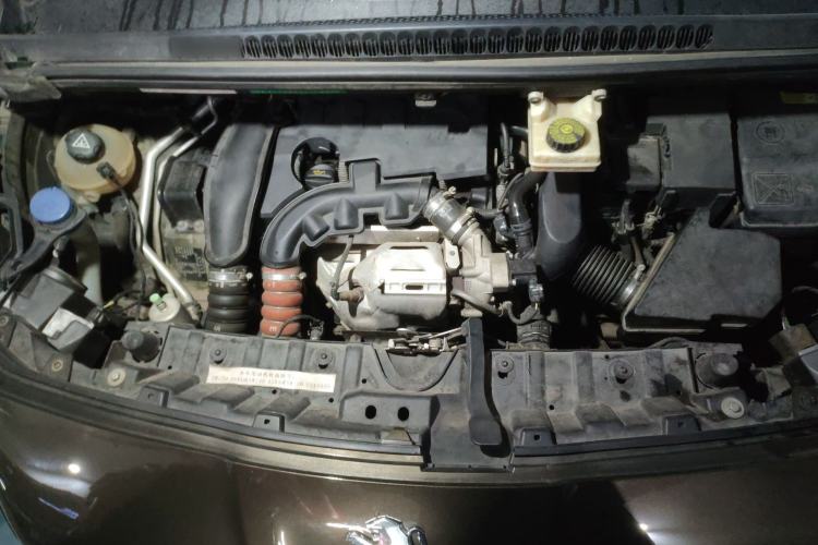 Used Peugeot 3008 2015 1.6THP Automatic Prestige Edition Engine Bay
