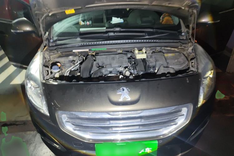 Used Peugeot 3008 2015 1.6THP Automatic Prestige Edition Engine Bay