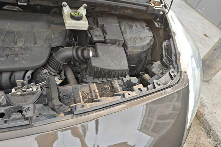 Used Peugeot 3008 2015 2.0L Automatic Trend Edition Engine Bay Left