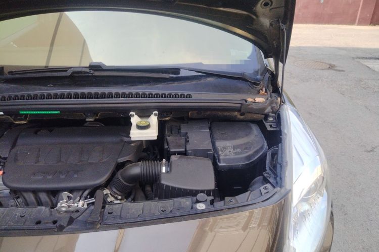 Used Peugeot 3008 2015 2.0L Automatic Classic Edition Engine Bay Left
