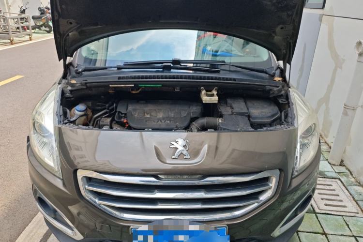 Used Peugeot 3008 2015 2.0L Automatic Trend Edition Engine Bay