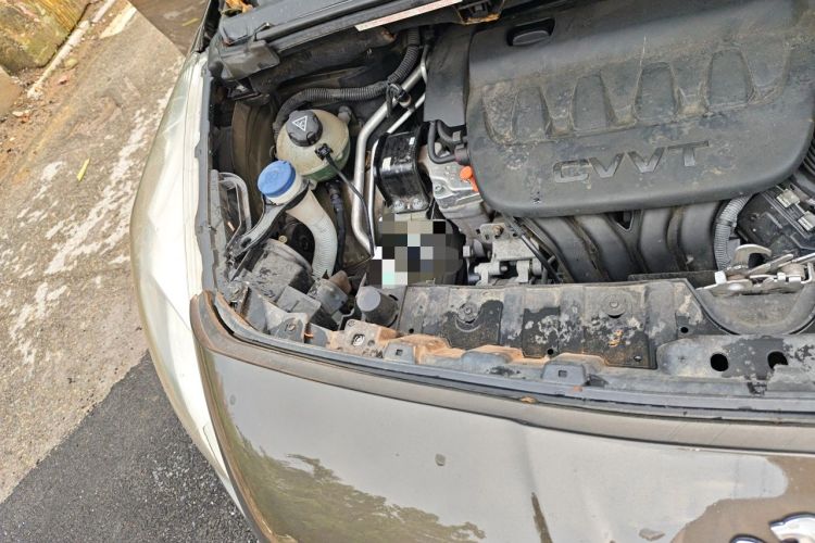 Used Peugeot 3008 2015 2.0L Automatic Trend Edition Engine Bay Right