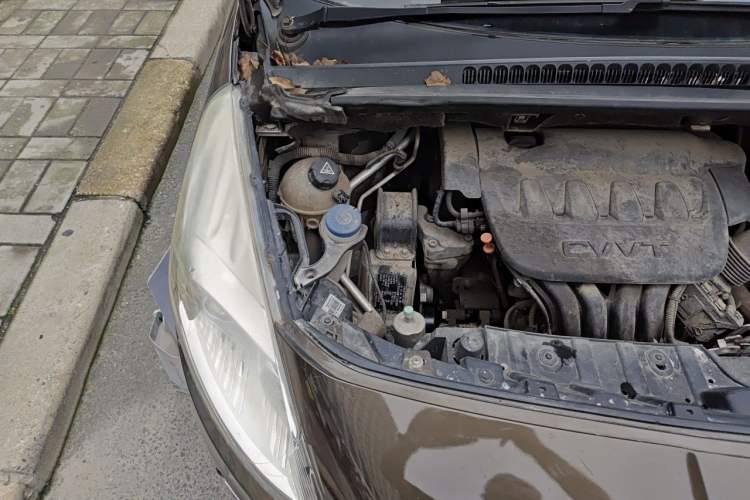 Used Peugeot 3008 2015 2.0L Automatic Classic Edition Engine Bay Right