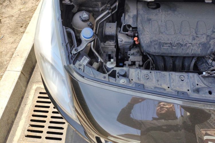 Used Peugeot 3008 2015 2.0L Automatic Classic Edition Engine Bay Right