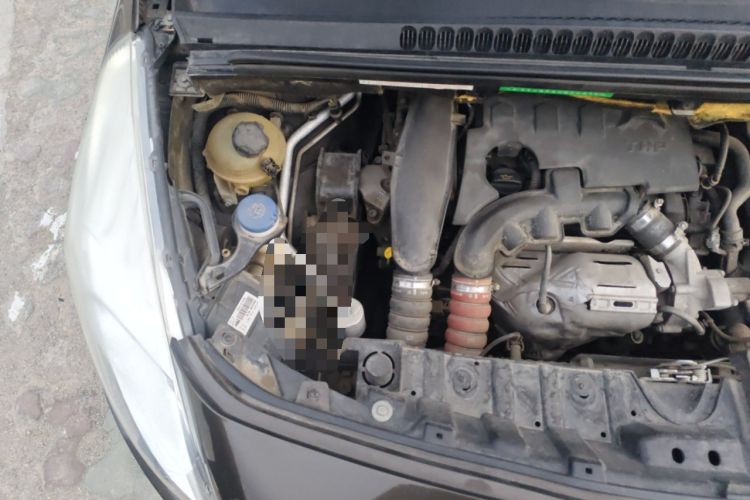 Used Peugeot 3008 2015 1.6THP Automatic Prestige Edition Engine Bay Right