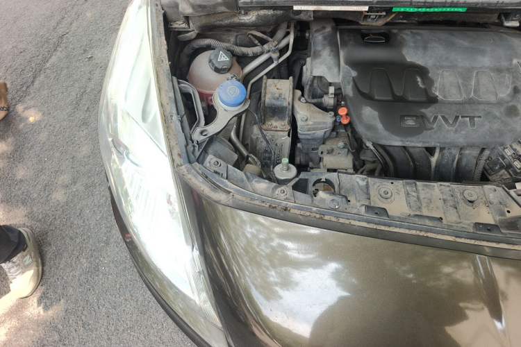 Used Peugeot 3008 2015 2.0L Automatic Classic Edition Engine Bay Right