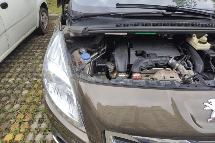 Used Peugeot 3008 2015 1.6THP Automatic Prestige Edition Engine Bay Right