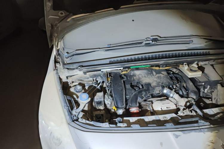 Used Peugeot 3008 2015 1.6THP Automatic Classic Edition Engine Bay Right