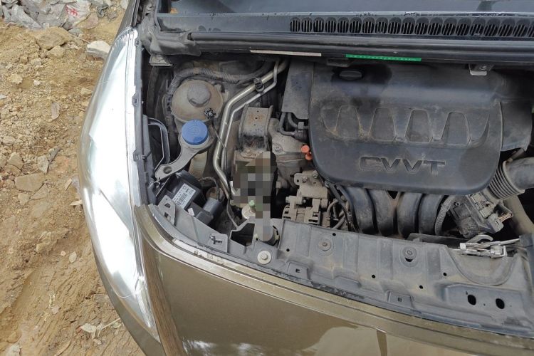 Used Peugeot 3008 2015 2.0L Automatic Trend Edition Engine Bay Right