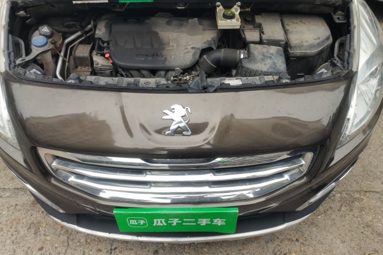 Used Peugeot 3008 2015 2.0L Manual Classic Edition Engine Bay