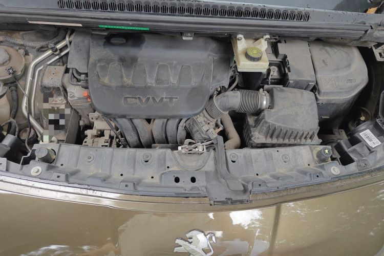 Used Peugeot 3008 2015 2.0L Automatic Trend Edition Engine Bay