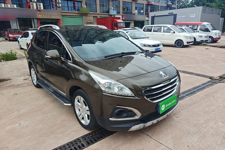 Used Peugeot 3008 2015 2.0L Automatic Classic Edition Front Right 45 Deg