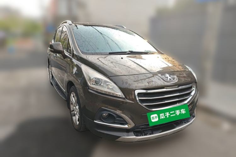 Used Peugeot 3008 2015 2.0L Automatic Trend Edition Front Right 45 Deg