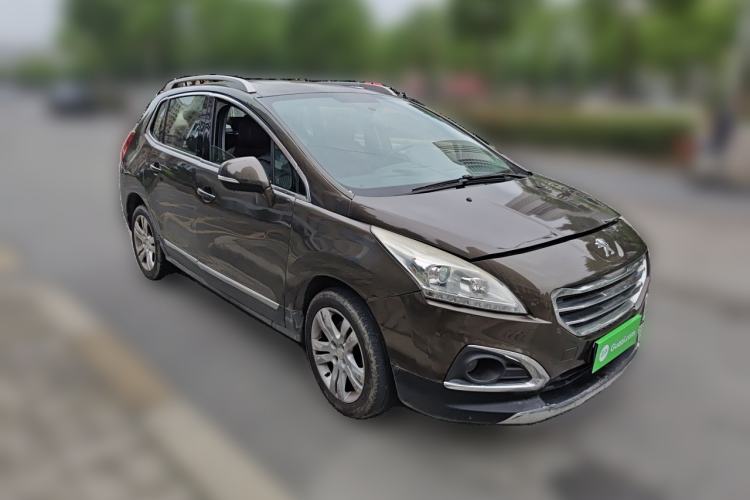 Used Peugeot 3008 2015 2.0L Automatic Classic Edition Front Right 45 Deg