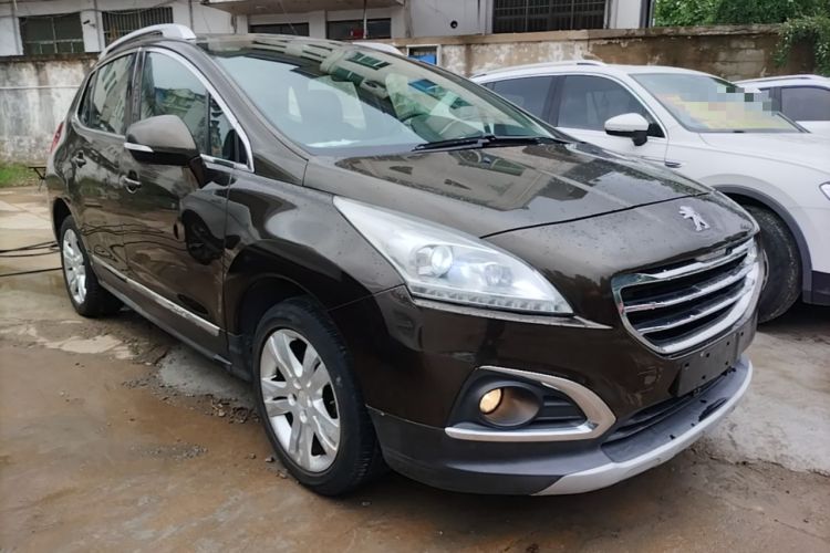 Used Peugeot 3008 2015 1.6THP Automatic Classic Edition Front Right 45 Deg