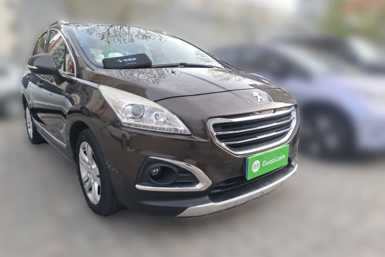 Used Peugeot 3008 2015 1.6THP Automatic Prestige Edition Front Right 45 Deg