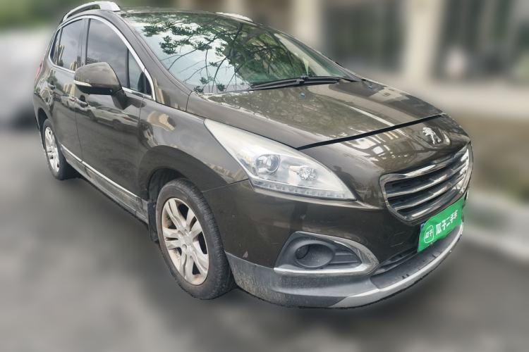 Used Peugeot 3008 2015 2.0L Automatic Trend Edition Front Right 45 Deg