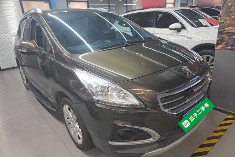 Used Peugeot 3008 2015 2.0L Automatic Trend Edition Front Right 45 Deg