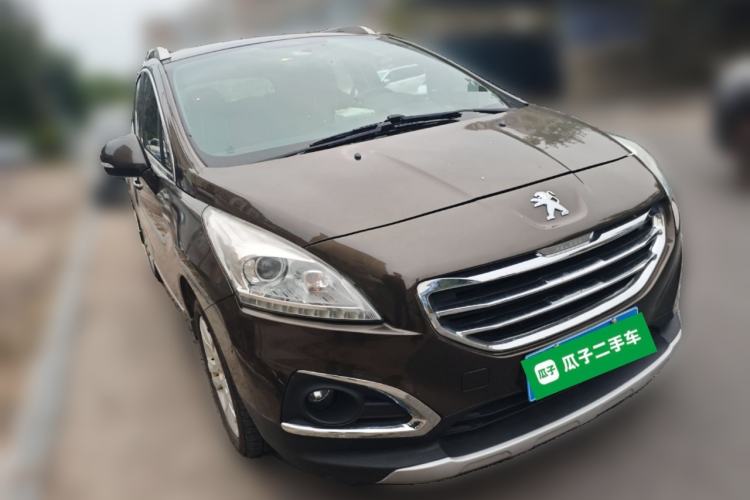 Used Peugeot 3008 2015 2.0L Automatic Classic Edition Front Right 45 Deg