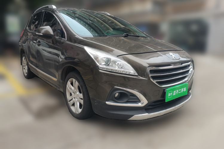 Used Peugeot 3008 2015 2.0L Manual Classic Edition Front Right 45 Deg