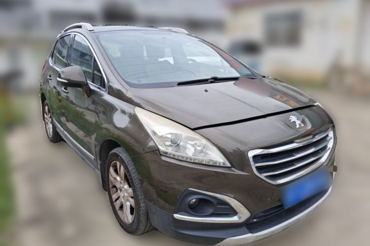 Used Peugeot 3008 2015 2.0L Automatic Classic Edition Front Right 45 Deg