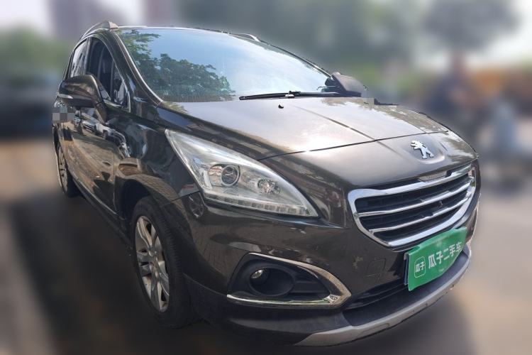 Used Peugeot 3008 2015 1.6THP Automatic Classic Edition Front Right 45 Deg