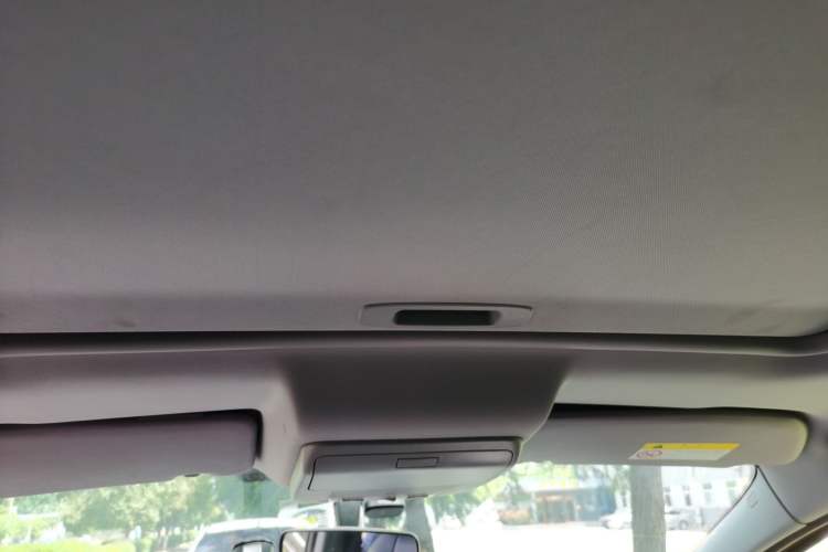 Used Peugeot 3008 2015 1.6THP Automatic Classic Edition Headliner