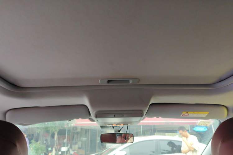 Used Peugeot 3008 2015 1.6THP Automatic Classic Edition Headliner