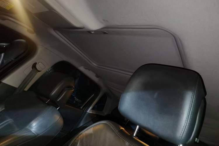 Used Peugeot 3008 2015 2.0L Automatic Trend Edition Headliner