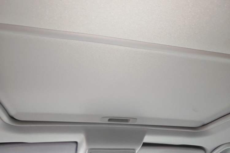 Used Peugeot 3008 2015 2.0L Manual Classic Edition Headliner