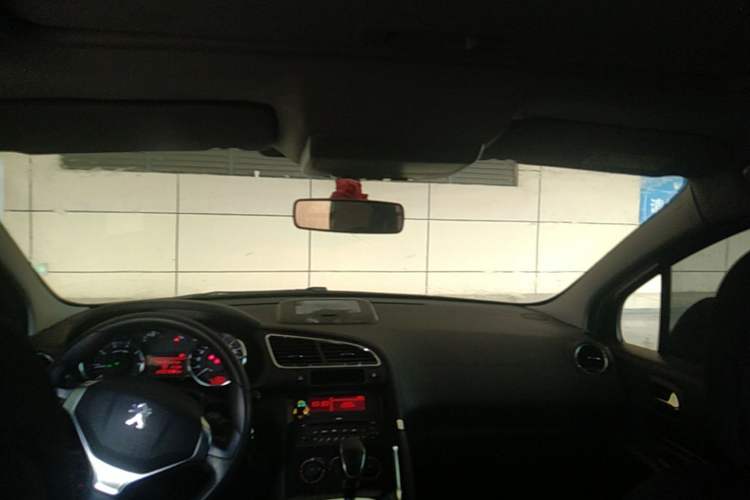 Used Peugeot 3008 2015 1.6THP Automatic Classic Edition Headliner
