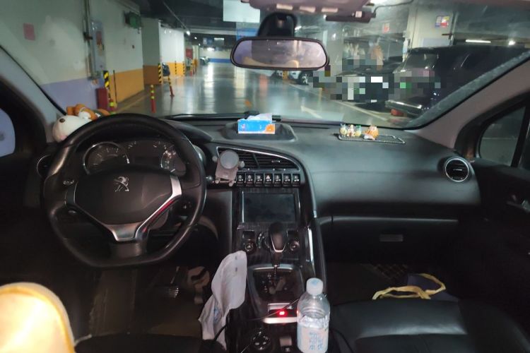 Used Peugeot 3008 2015 1.6THP Automatic Prestige Edition Headliner