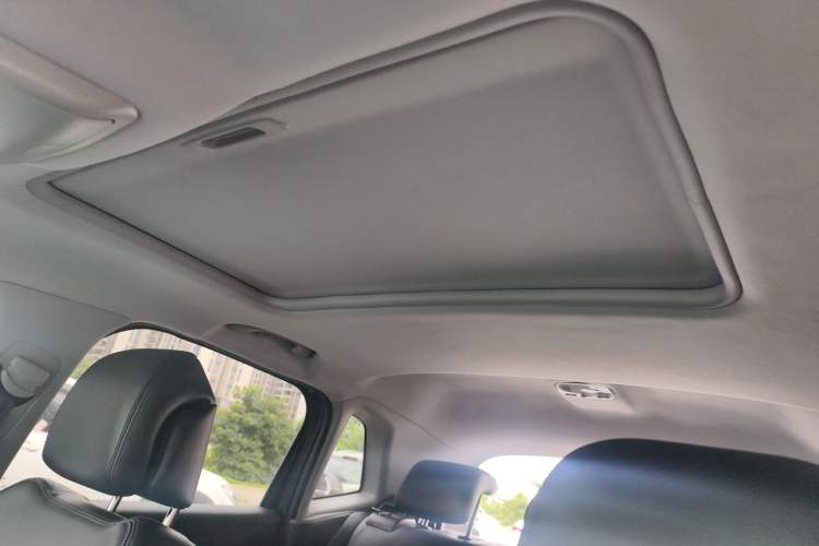 Used Peugeot 3008 2015 2.0L Automatic Trend Edition Headliner