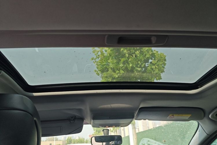 Used Peugeot 3008 2015 2.0L Automatic Trend Edition Headliner