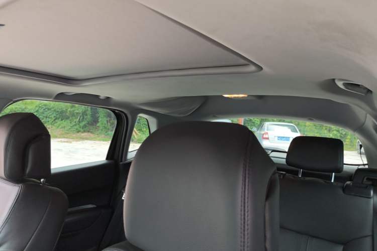 Used Peugeot 3008 2015 1.6THP Automatic Trend Edition Headliner