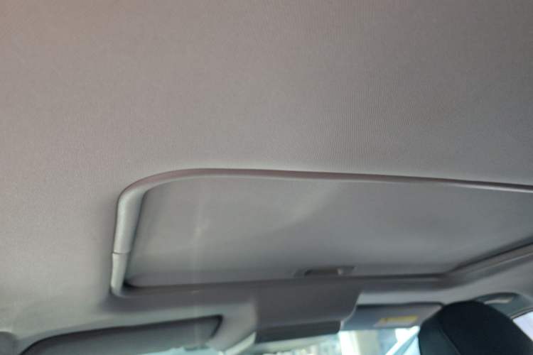 Used Peugeot 3008 2015 1.6THP Automatic Classic Edition Headliner