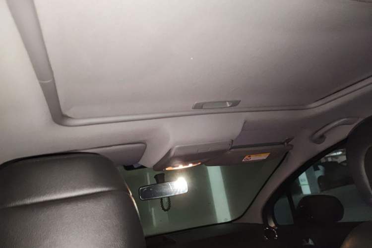 Used Peugeot 3008 2015 1.6THP Automatic Classic Edition Headliner