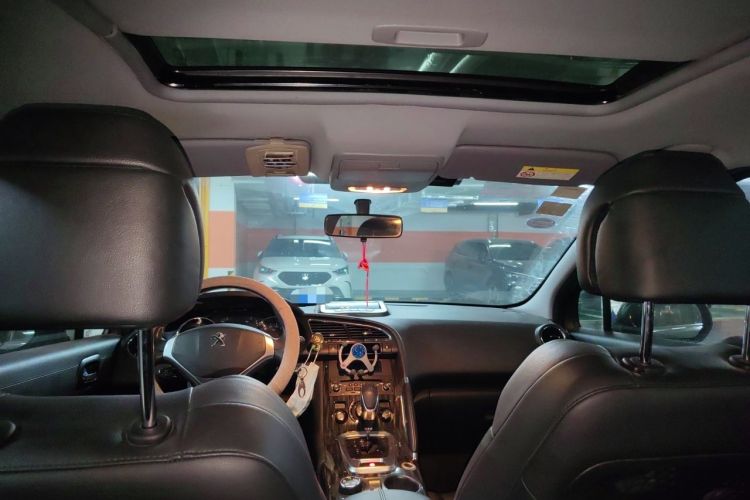 Used Peugeot 3008 2015 1.6THP Automatic Classic Edition Headliner