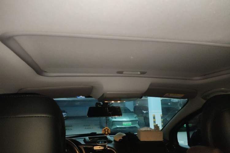Used Peugeot 3008 2015 1.6THP Automatic Classic Edition Headliner