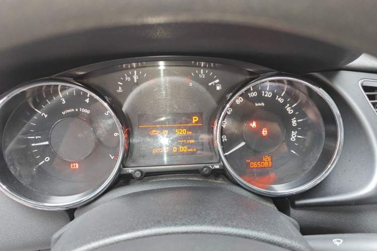 Used Peugeot 3008 2015 1.6THP Automatic Classic Edition Instrument Cluster