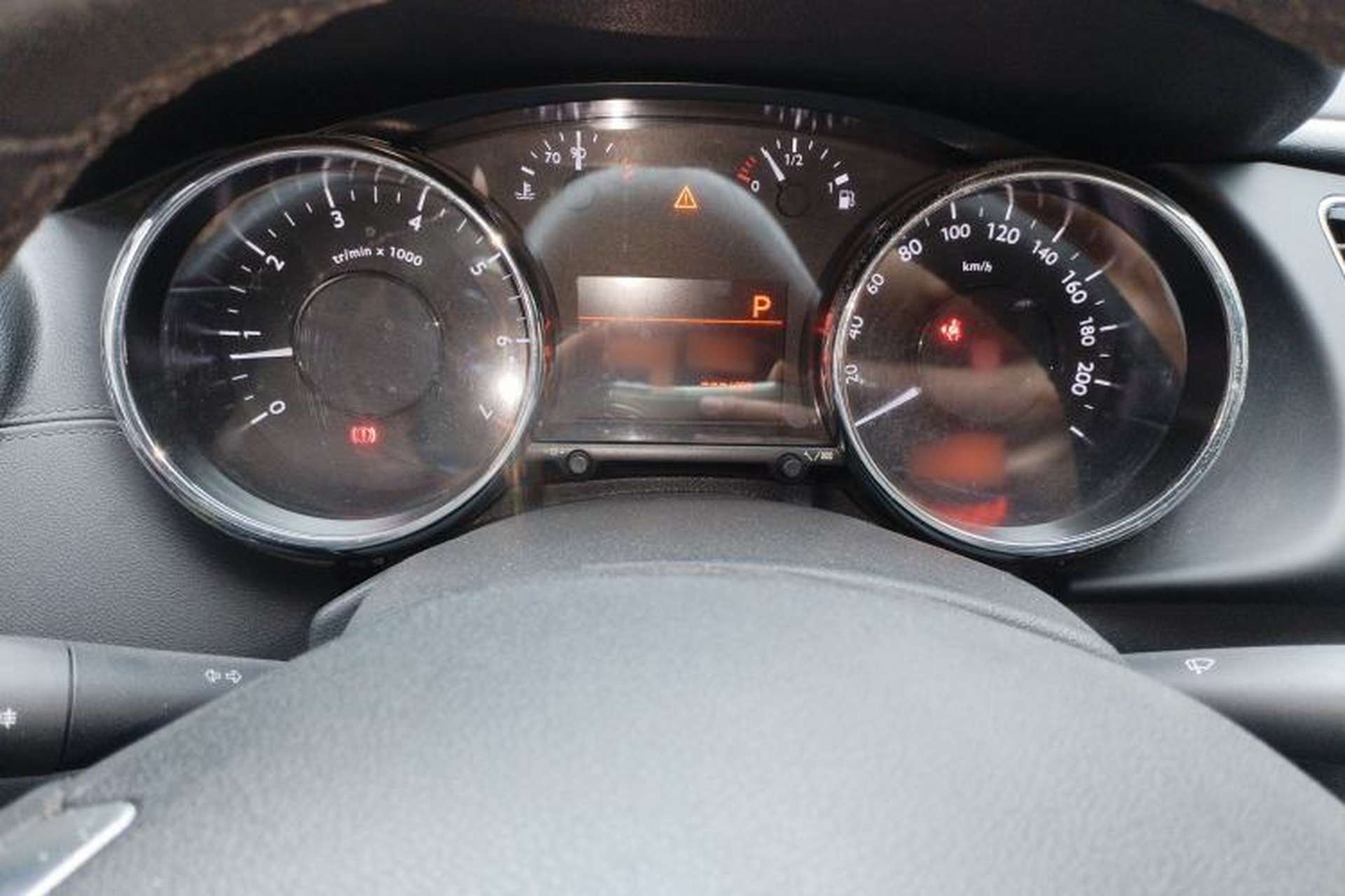 Used Peugeot 3008 2015 2.0L Automatic Trend Edition Instrument Cluster