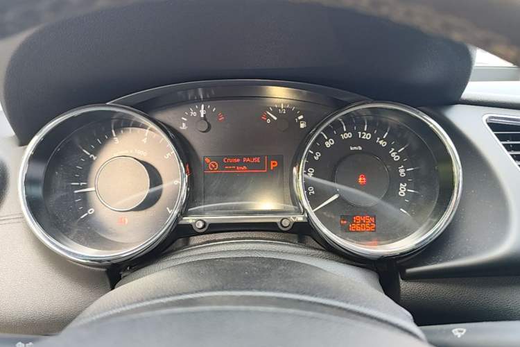 Used Peugeot 3008 2015 2.0L Automatic Trend Edition Instrument Cluster