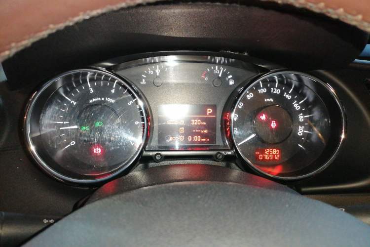 Used Peugeot 3008 2015 1.6THP Automatic Prestige Edition Instrument Cluster