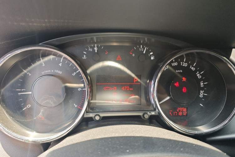 Used Peugeot 3008 2015 1.6THP Automatic Classic Edition Instrument Cluster