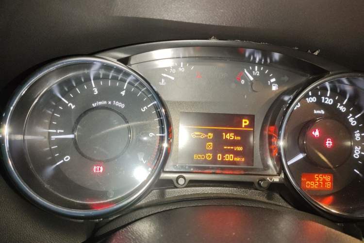 Used Peugeot 3008 2015 1.6THP Automatic Classic Edition Instrument Cluster