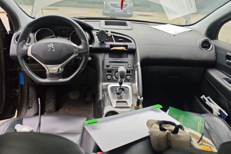 Used Peugeot 3008 2015 2.0L Automatic Trend Edition Interior 2