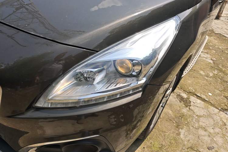 Used Peugeot 3008 2015 1.6THP Automatic Trend Edition Left Front Headlight