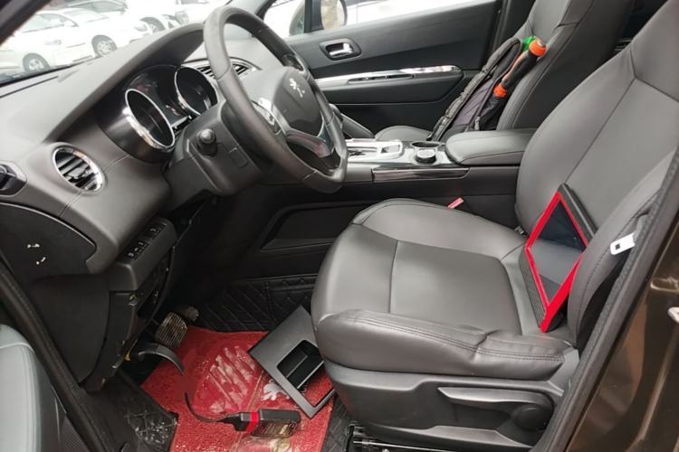 Used Peugeot 3008 2015 1.6THP Automatic Classic Edition Left Front Seat